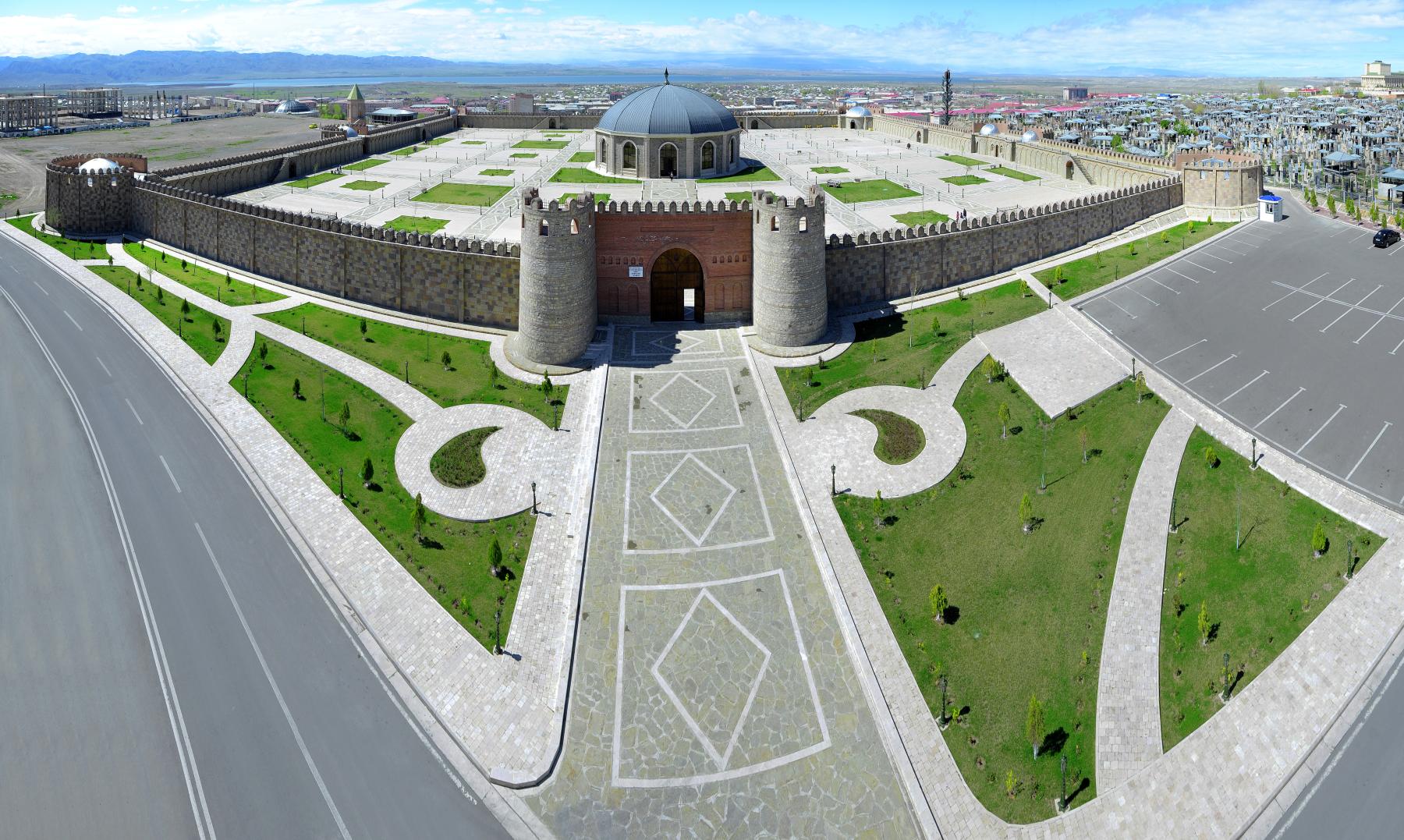 Şəhər Qalası